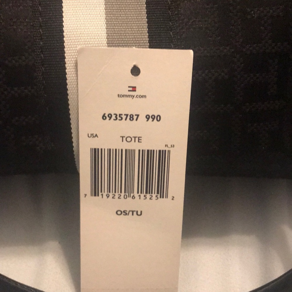 Tommy Hilfiger handbag - Picture 2 of 5